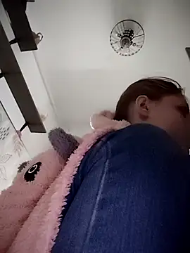 Snapshot of SandyCassie chatting on 11.17.25 SandyCassie online show from 11.17.25