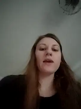 Snapshot of SandyCassie chatting on 11.29.25 SandyCassie online show from 11.29.25