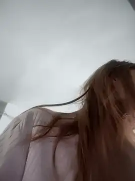 Snapshot of SandyCassie chatting on 12.19.25 SandyCassie online show from 12.19.25