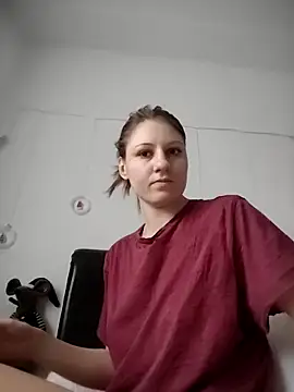 Snapshot of SandyCassie chatting on 12.23.25 SandyCassie online show from 12.23.25