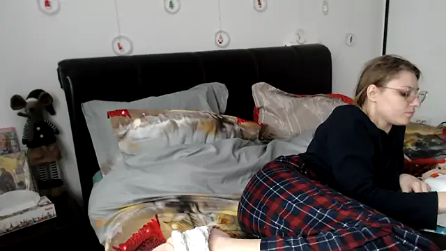 Snapshot of SandyCassie chatting on 01.16.26 SandyCassie online show from 01.16.26