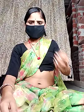 Snapshot of Rajni_chauhan chatting on 04.22.26 Rajni chauhan online show from 04.22.26