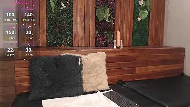 Snapshot of Tiam_muller chatting on 10.29.25 Tiam muller online show from 10.29.25