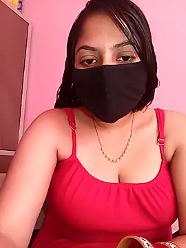 Snapshot of kiaara01 chatting on 10.24.25 kiaara01 online show from 10.24.25