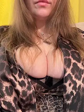 Curvy  Goddess online show from 04.15.26