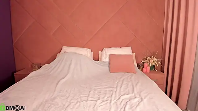 Vanessa River online show from 10.22.25