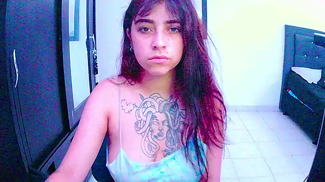 adri gomez1 online show from 10.18.25