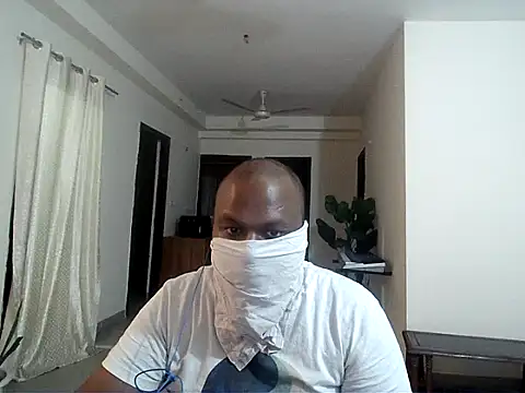 Snapshot of Genius-Seducer chatting on 10.15.25 Genius-Seducer online show from 10.15.25