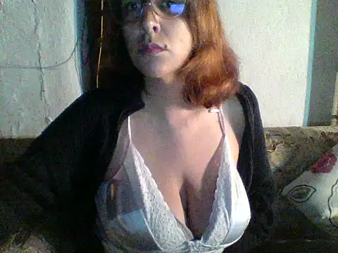 Snapshot of Dani_ela91 chatting on 10.25.25 Dani ela91 online show from 10.25.25
