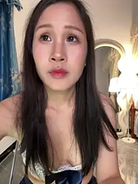 Snapshot of littlesluttycat chatting on 06.16.26 littlesluttycat online show from 06.16.26