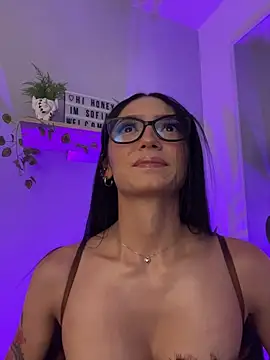Snapshot of Im_sofiaaa chatting on 06.20.26 Im sofiaaa online show from 06.20.26