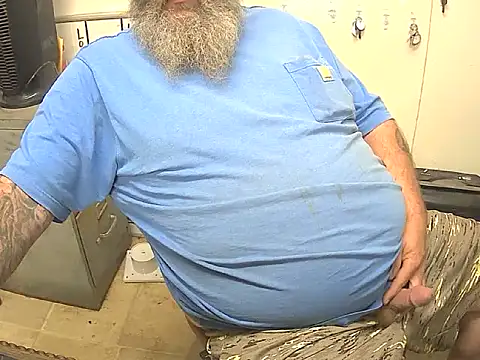 Snapshot of awynn1980 chatting on 10.16.25 awynn1980 online show from 10.16.25