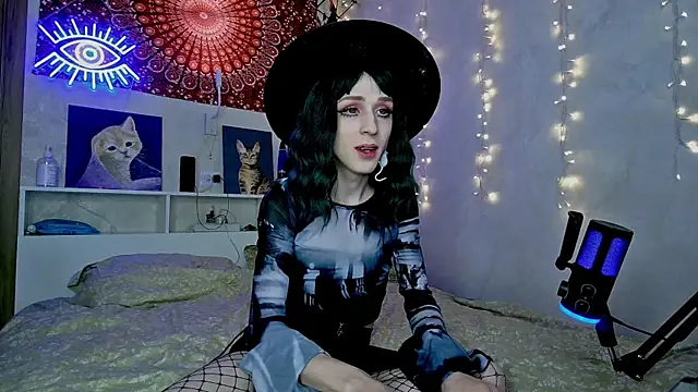 whoalexxa online show from 12.22.25