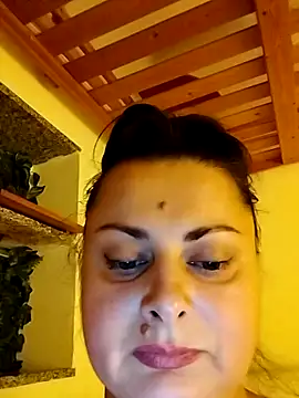 Geeni online show from 10.18.25