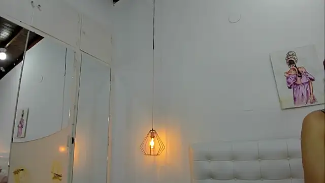 Snapshot of Alanna_miaw chatting on 05.21.26 Alanna miaw online show from 05.21.26