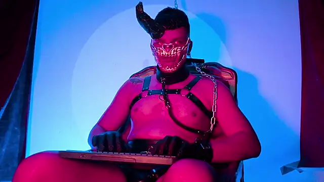 Snapshot of Master_Connor_BDSM chatting on 05.30.26 Master Connor BDSM online show from 05.30.26