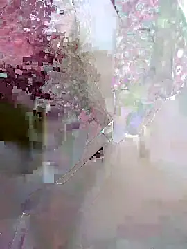 Snapshot of Saritta69x chatting on 10.17.25 Saritta69x online show from 10.17.25