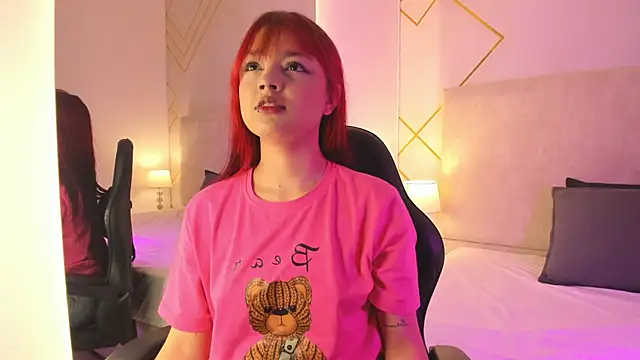 Martinaa Garcia online show from 12.13.25