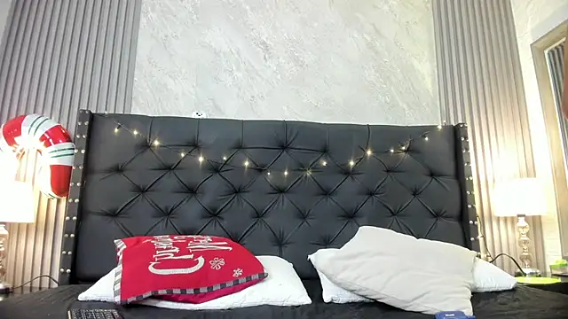 camila  bouzas online show from 12.05.25