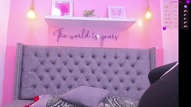 Sophiia 77 online show from 03.27.26