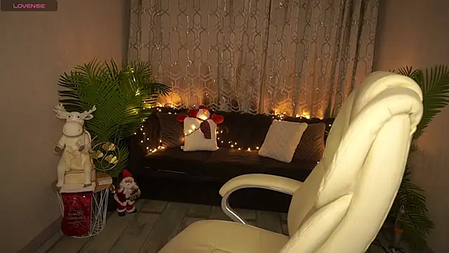 Snapshot of VixenMuse chatting on 01.14.26 VixenMuse online show from 01.14.26