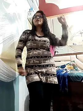 Vanshika1432 online show from 11.12.25