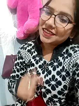 Vanshika1432 online show from 11.27.25