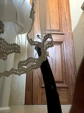 Snapshot of titi23557 chatting on 10.25.25 titi23557 online show from 10.25.25