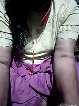 Snapshot of Priyanka-Khan chatting on 05.10.26 Priyanka-Khan online show from 05.10.26