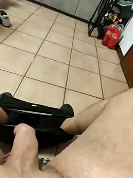 Italianstyle79 online show from 11.17.25