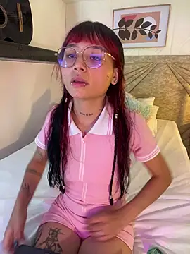 Emma duff online show from 03.26.26