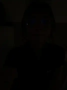 Snapshot of Emma_duff chatting on 04.22.26 Emma duff online show from 04.22.26