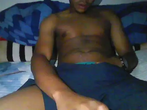 Snapshot of sexybulldozer chatting on 10.23.25 sexybulldozer online show from 10.23.25