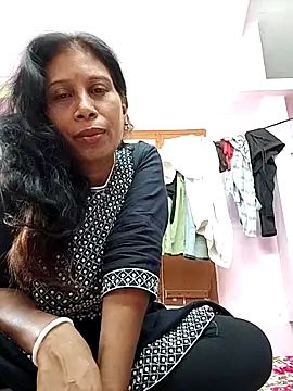Snapshot of cute_janvi26 chatting on 11.05.25 cute janvi26 online show from 11.05.25