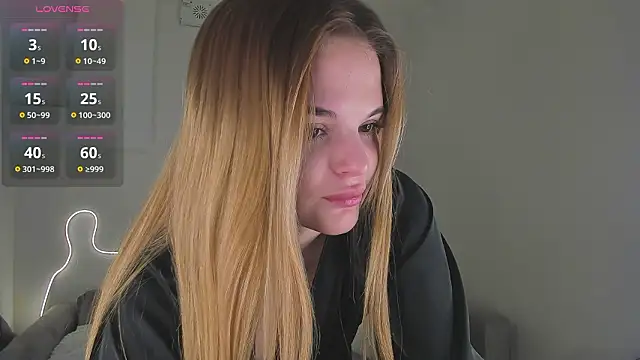 Snapshot of bella_xx__ chatting on 03.04.26 bella xx online show from 03.04.26