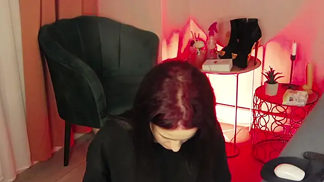 Snapshot of IzieCarter chatting on 02.07.26 IzieCarter online show from 02.07.26