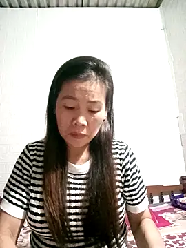 Snapshot of tabby-cat11 chatting on 10.28.25 tabby-cat11 online show from 10.28.25