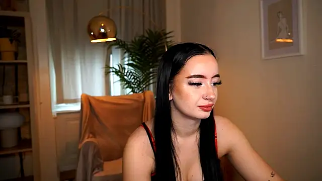  blackpearlll online show from 12.21.25