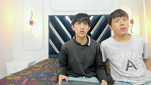 hoot booys  online show from 11.20.25