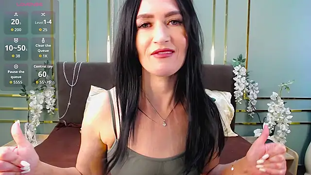 Snapshot of JaneWalch chatting on 05.29.26 JaneWalch online show from 05.29.26