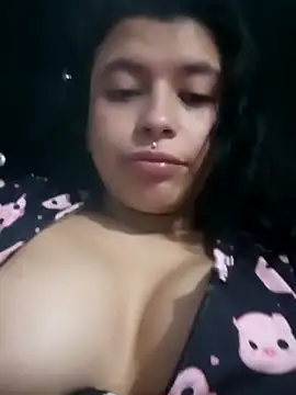 petite coral online show from 02.25.26