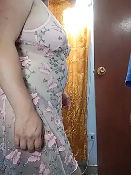 laurita goloza39 online show from 12.15.25