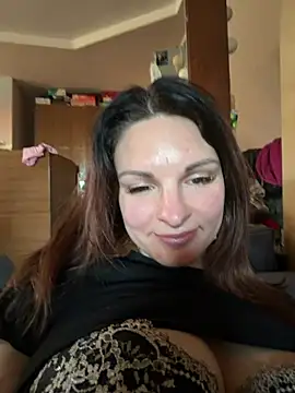 kinkysarahx online show from 04.10.26