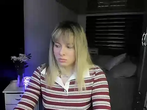 Snapshot of Maria_julissa1 chatting on 08.08.26 Maria julissa1 online show from 08.08.26