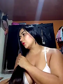 Kymberlaury online show from 04.26.26