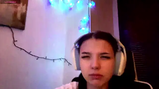 HanaMantanaDell online show from 03.14.26