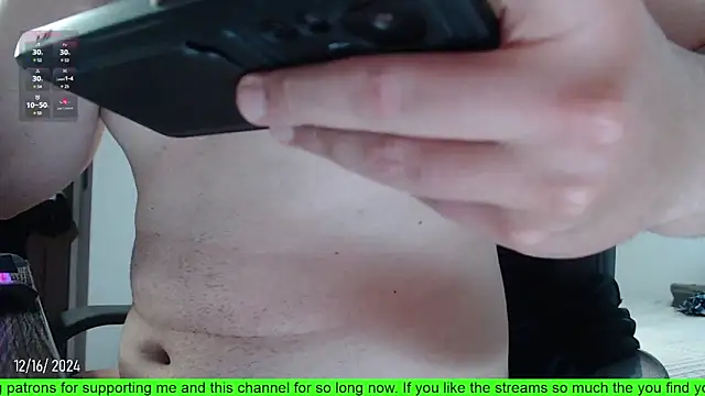 Snapshot of SugaredDigit chatting on 12.16.24 SugaredDigit online show from 12.16.24