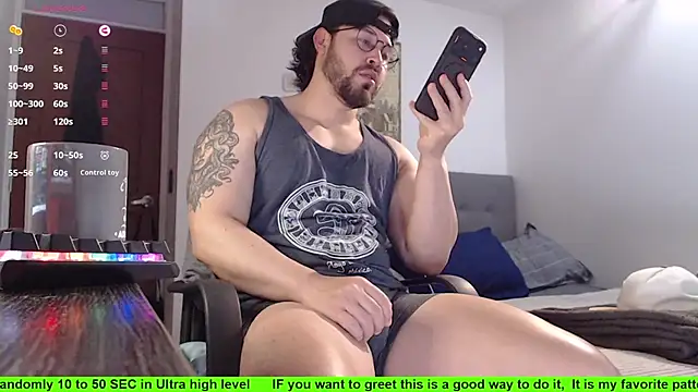 Snapshot of SugaredDigit chatting on 11.23.25 SugaredDigit online show from 11.23.25