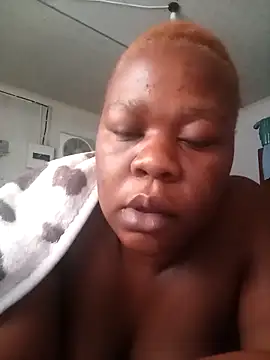 Roronae online show from 11.11.25