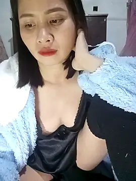 Snapshot of Chmdiemd chatting on 11.19.25 Chmdiemd online show from 11.19.25